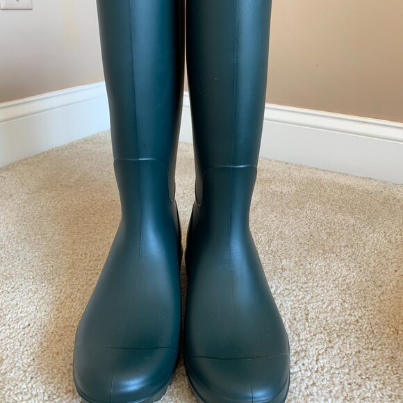 UGG Women's Shelby Matte Rain Boots, Olive Green, Size 9 Tall Rubber NIB - Picture 7 of 8